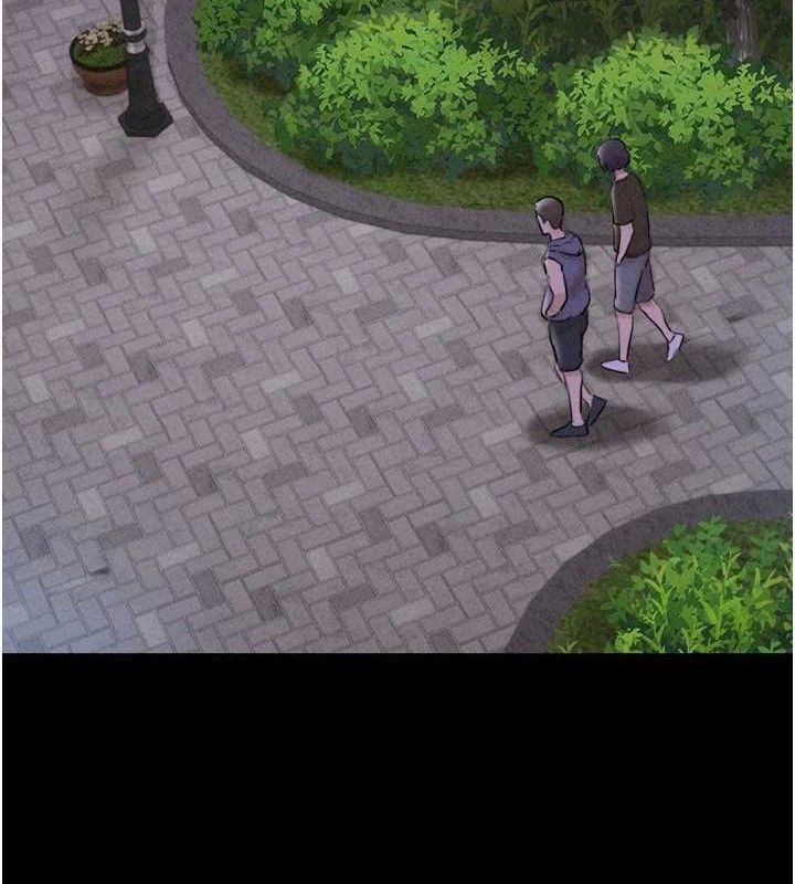 韶恩第52話-多人圍觀的戶外裸露