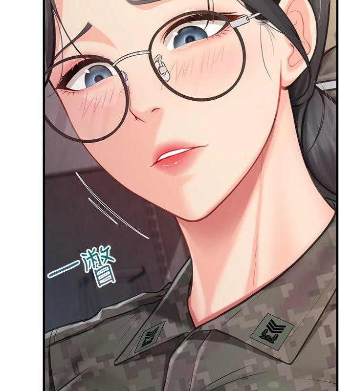 报告女班长:一根突起第8話-在人母面前掏出那根