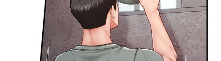 报告女班长:一根突起第8話-在人母面前掏出那根