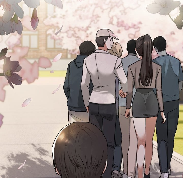 校花的双面生活第1话