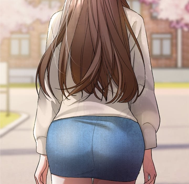 校花的双面生活第1话