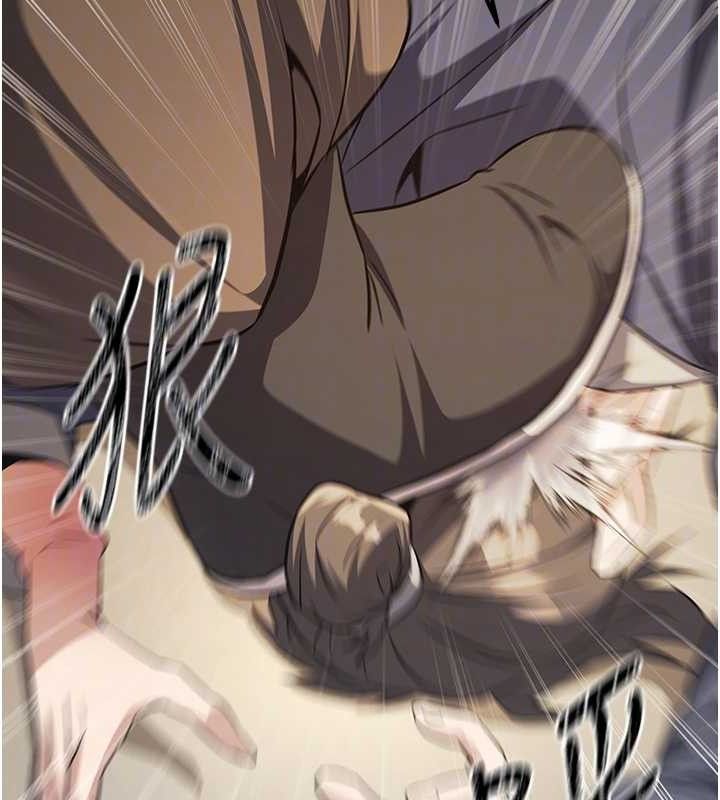 炼慾:色魔再临第5話-大庭廣眾下露出雪乳