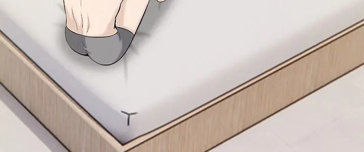 與爸爸的情婦共處一室第19話